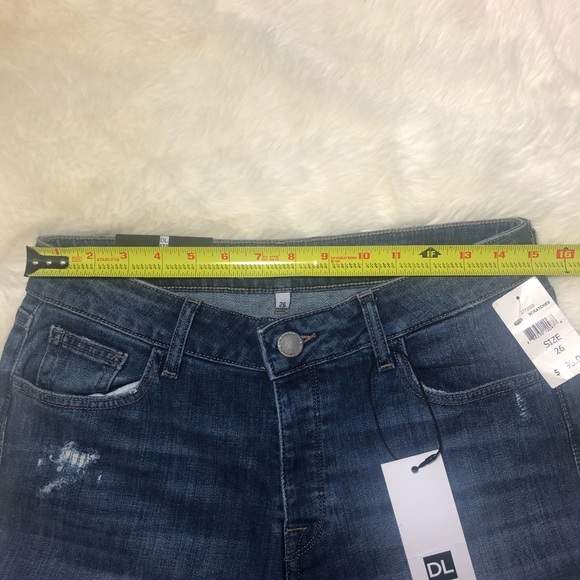 DL 1961 Slouchy Skinny Jeans - Picture 5 of 8